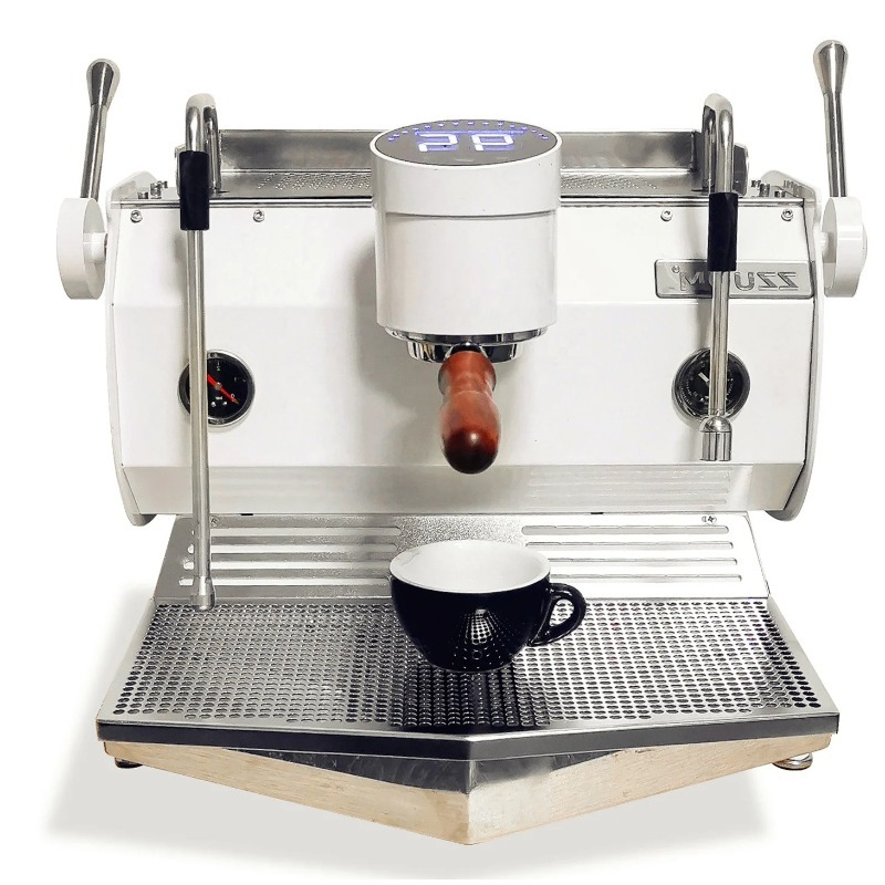 Commercial Coffee Machine 3 Group - Wielofunkcyjny ekspres do kawy 3 w