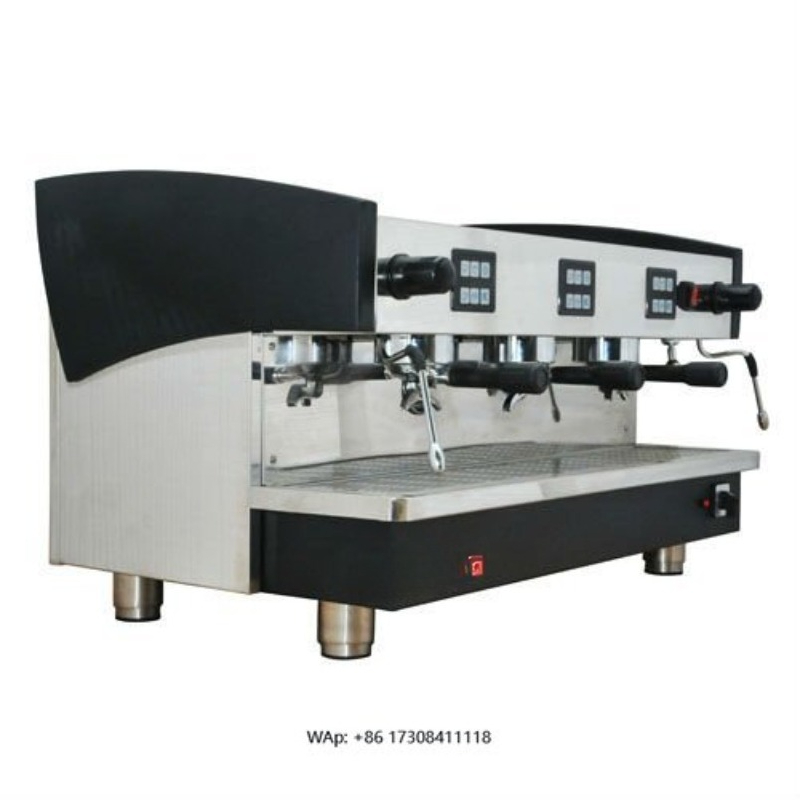 Commercial Coffee Machine 3 Group - Profesjonalna ekspres do kawy z 3