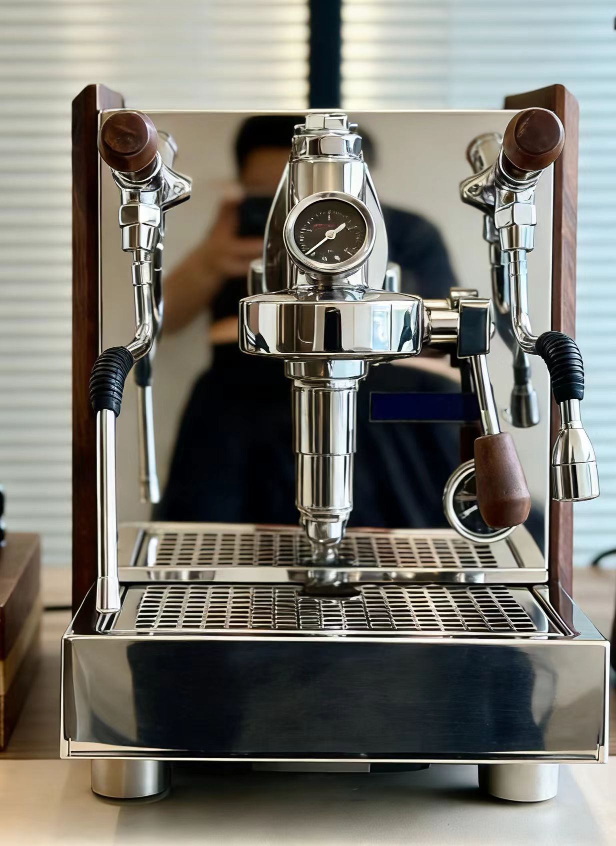 Ekspres do espresso, dwukomoro – Espresso Machine Rotary Pump recenzja i cena